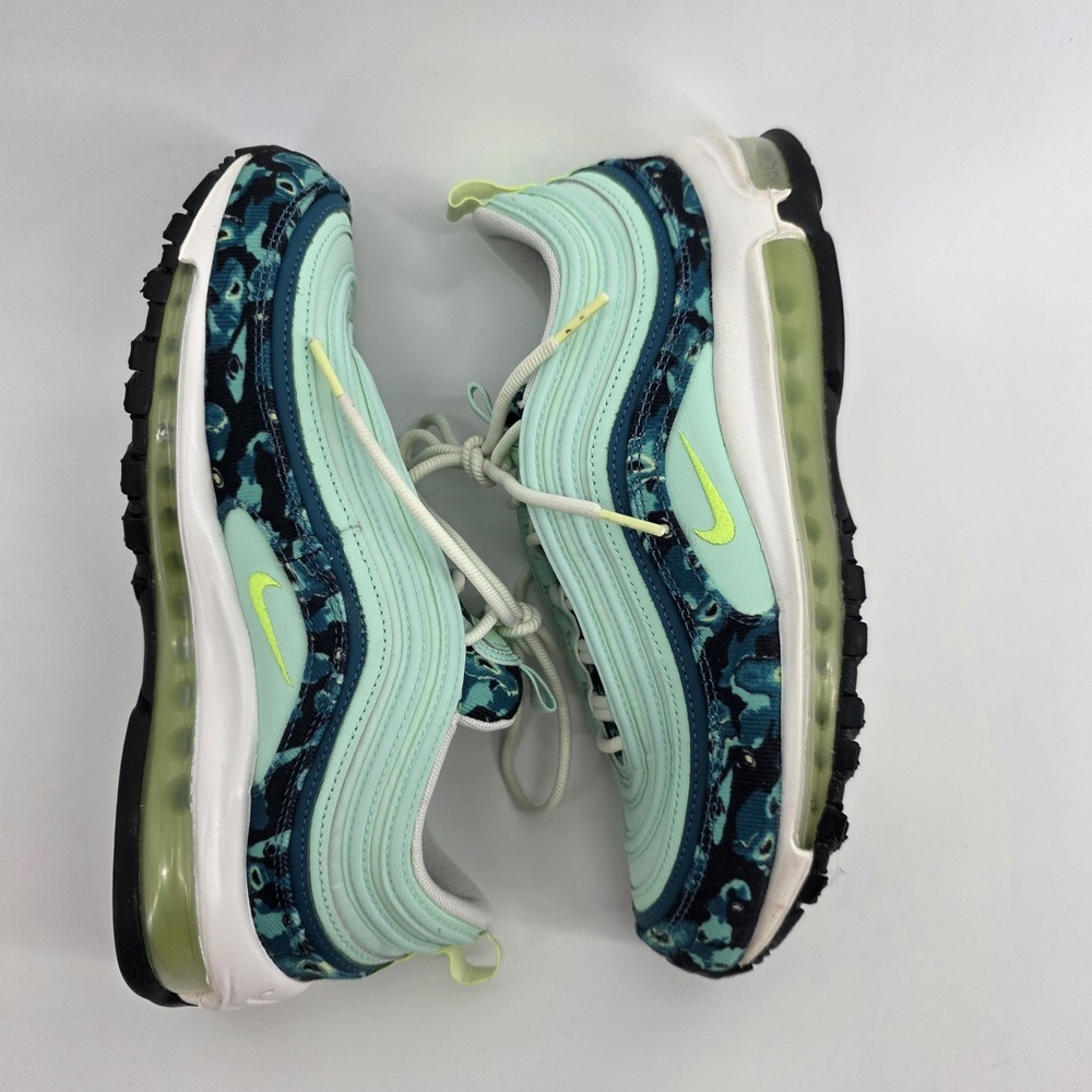Nike Women's Air Max 97 DX3366-300 Green Camo/White Shoes NWOT Authentic 9.5